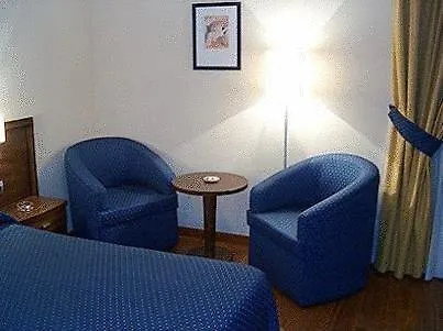 Hotel Hg Gaona Peligros